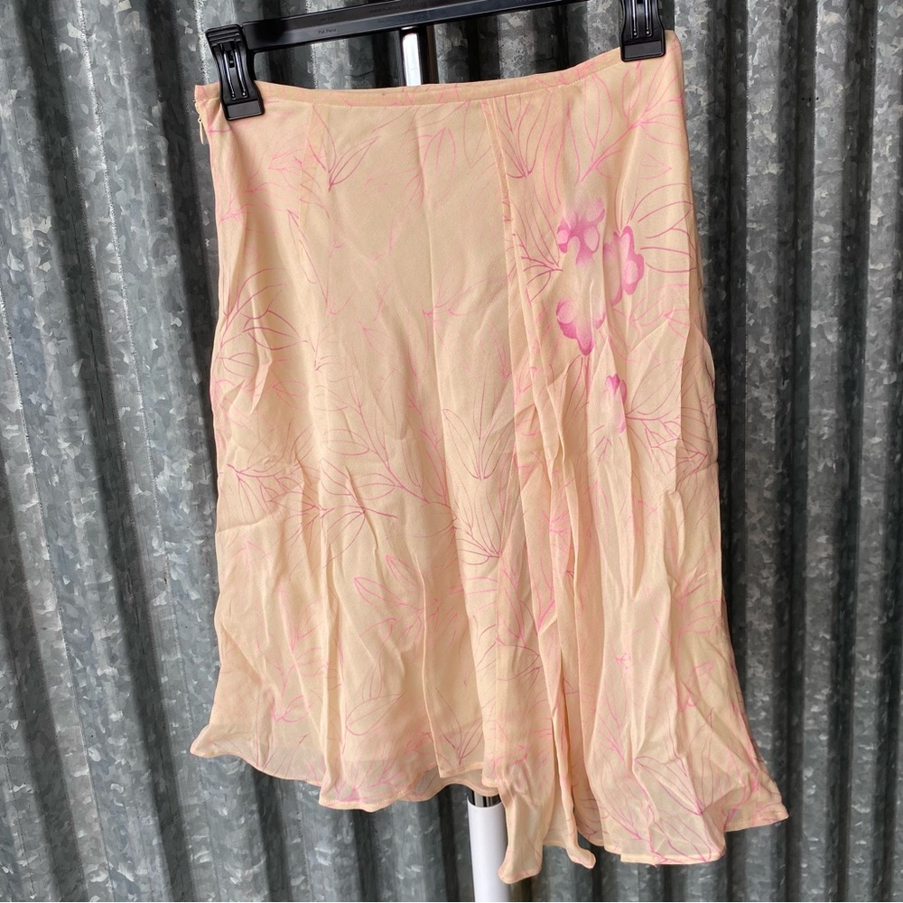 SOLD Y2K 100% Silk Pink Flowy Floral Fairy Skirt Size Small - Picture 2 of 4